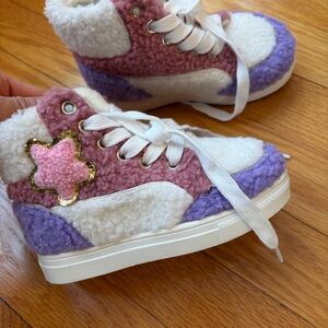 Like new Lola and the Boys size toddler 8 Pink and Purple Fuzzy Sneakers